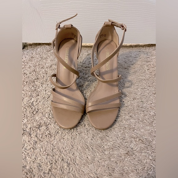 Dream Pairs Shoes - Dream Pairs Strappy Kitten Heel Sandals size 7